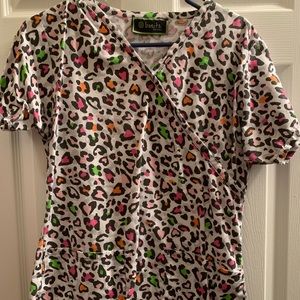 Women’s scrub top